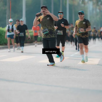 Runner Photo 6452894