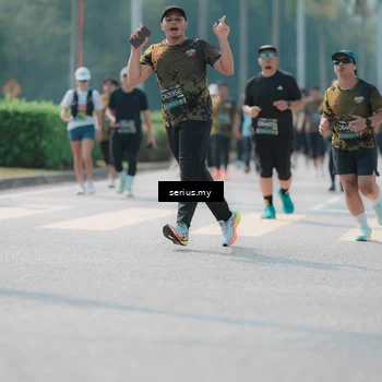 Runner Photo 6452901
