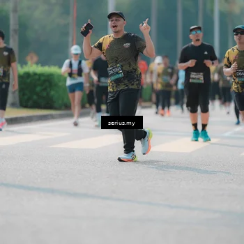 Runner Photo 6452913
