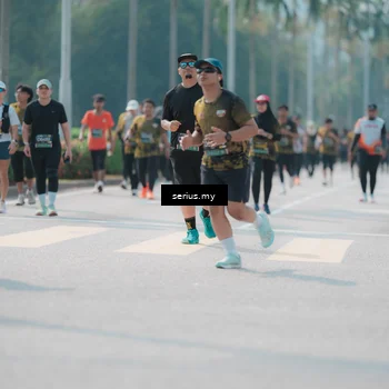 Runner Photo 6452917
