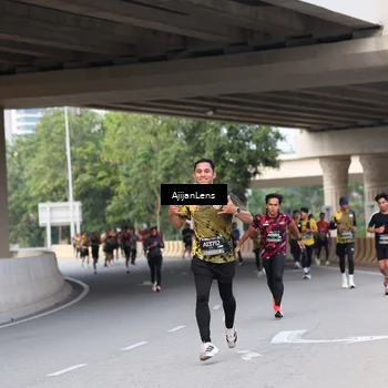 Runner Photo 6452919