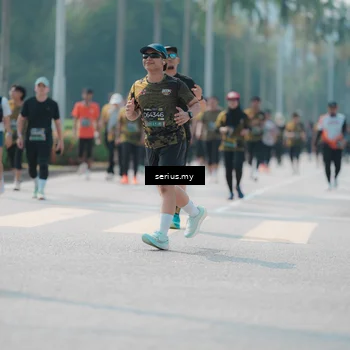 Runner Photo 6452924