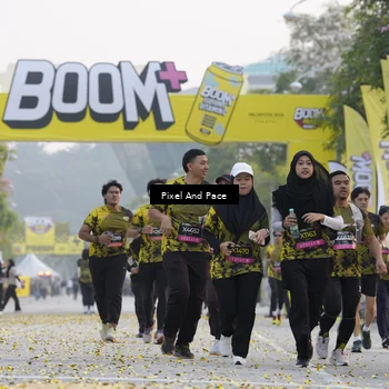 Runner Photo 6452943