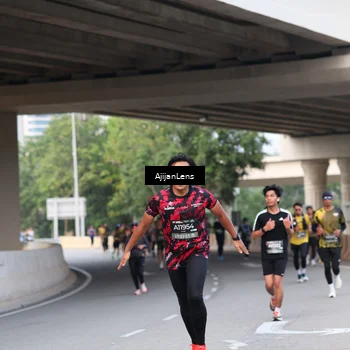 Runner Photo 6452961