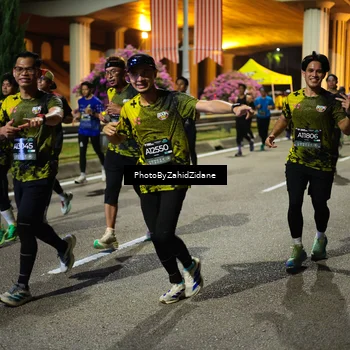 Runner Photo 6452975