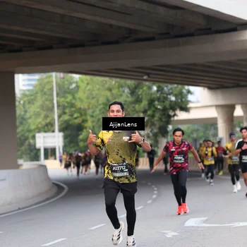 Runner Photo 6452979