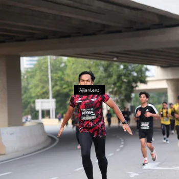 Runner Photo 6452980