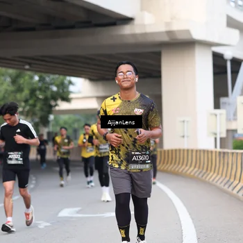 Runner Photo 6452991