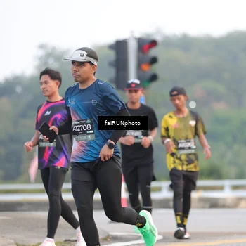 Runner Photo 6453001
