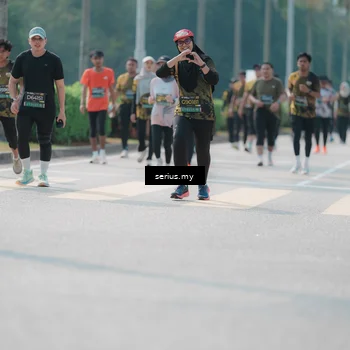 Runner Photo 6453010
