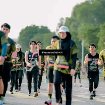 Runner Photo 6453036