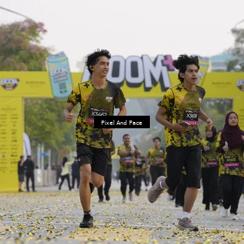 Runner Photo 6453047