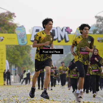 Runner Photo 6453050