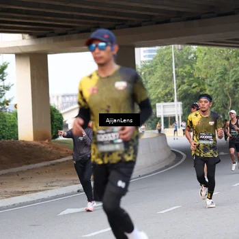 Runner Photo 6453058