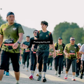 Runner Photo 6453066