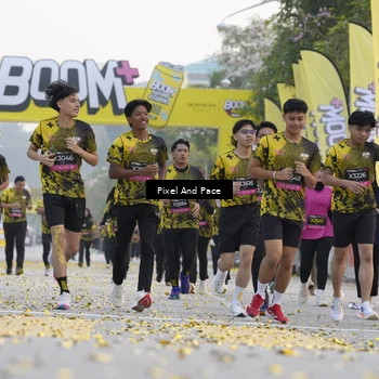 Runner Photo 6453080
