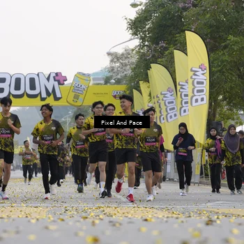 Runner Photo 6453081