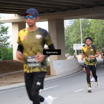 Runner Photo 6453082