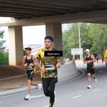 Runner Photo 6453084