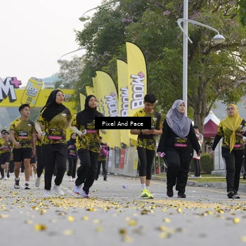 Runner Photo 6453099