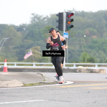 Runner Photo 6453115