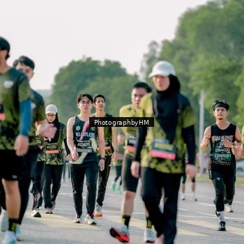 Runner Photo 6453117