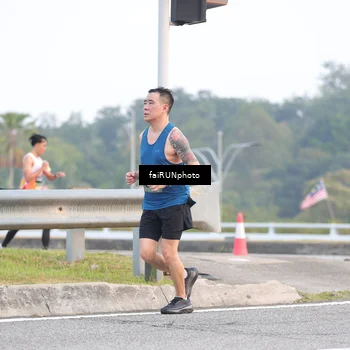 Runner Photo 6453131