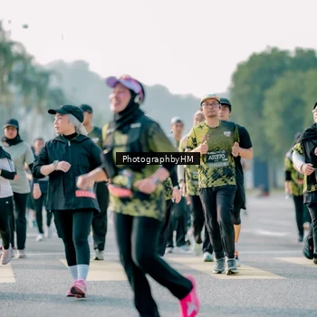 Runner Photo 6453143