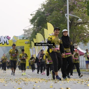 Runner Photo 6453152