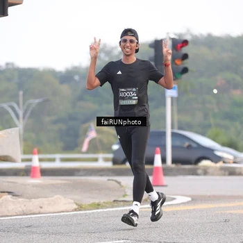 Runner Photo 6453154