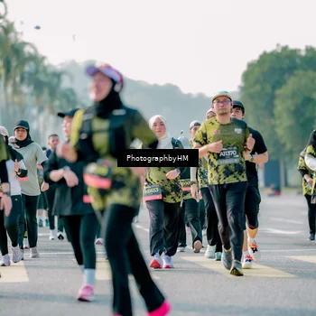 Runner Photo 6453178