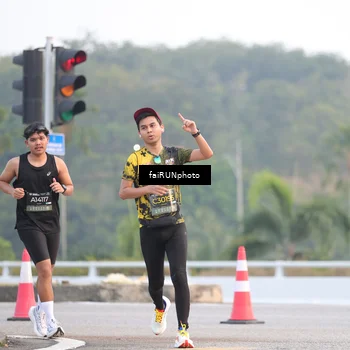 Runner Photo 6453184