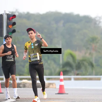 Runner Photo 6453201