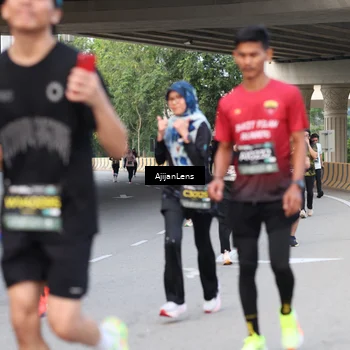 Runner Photo 6453214