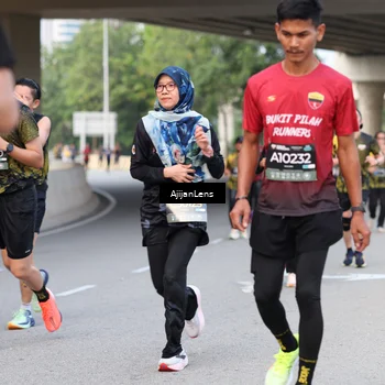 Runner Photo 6453241