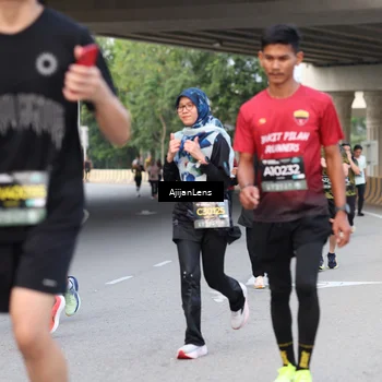 Runner Photo 6453252