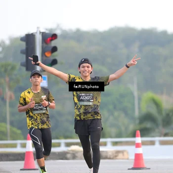 Runner Photo 6453284