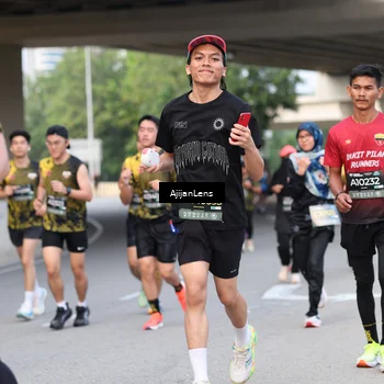 Runner Photo 6453300