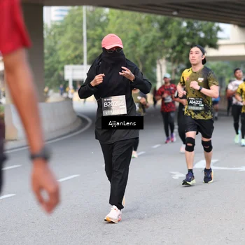 Runner Photo 6453316