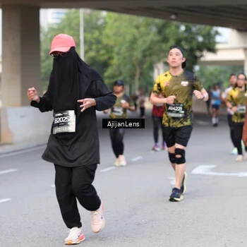 Runner Photo 6453319
