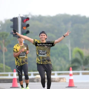 Runner Photo 6453333