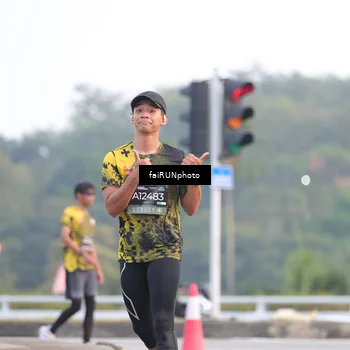Runner Photo 6453367