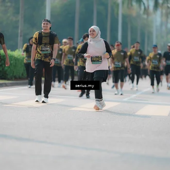 Runner Photo 6453376