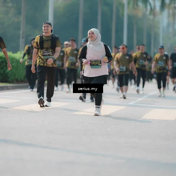 Runner Photo 6453378