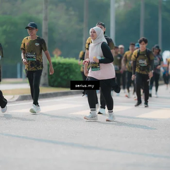 Runner Photo 6453387