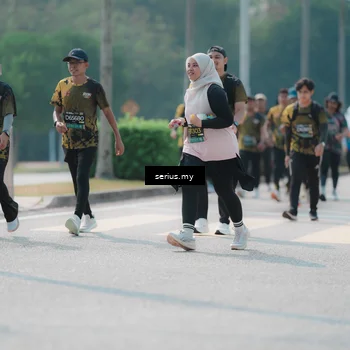 Runner Photo 6453389