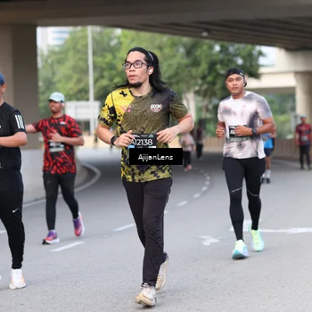 Runner Photo 6453392