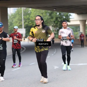 Runner Photo 6453393