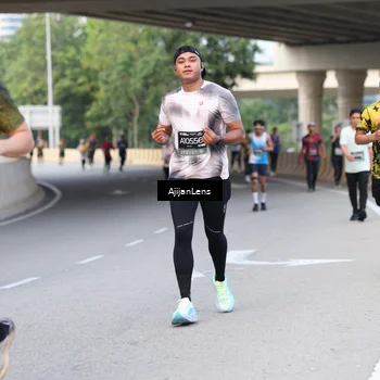 Runner Photo 6453413