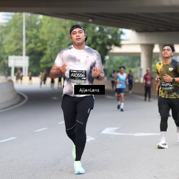 Runner Photo 6453437